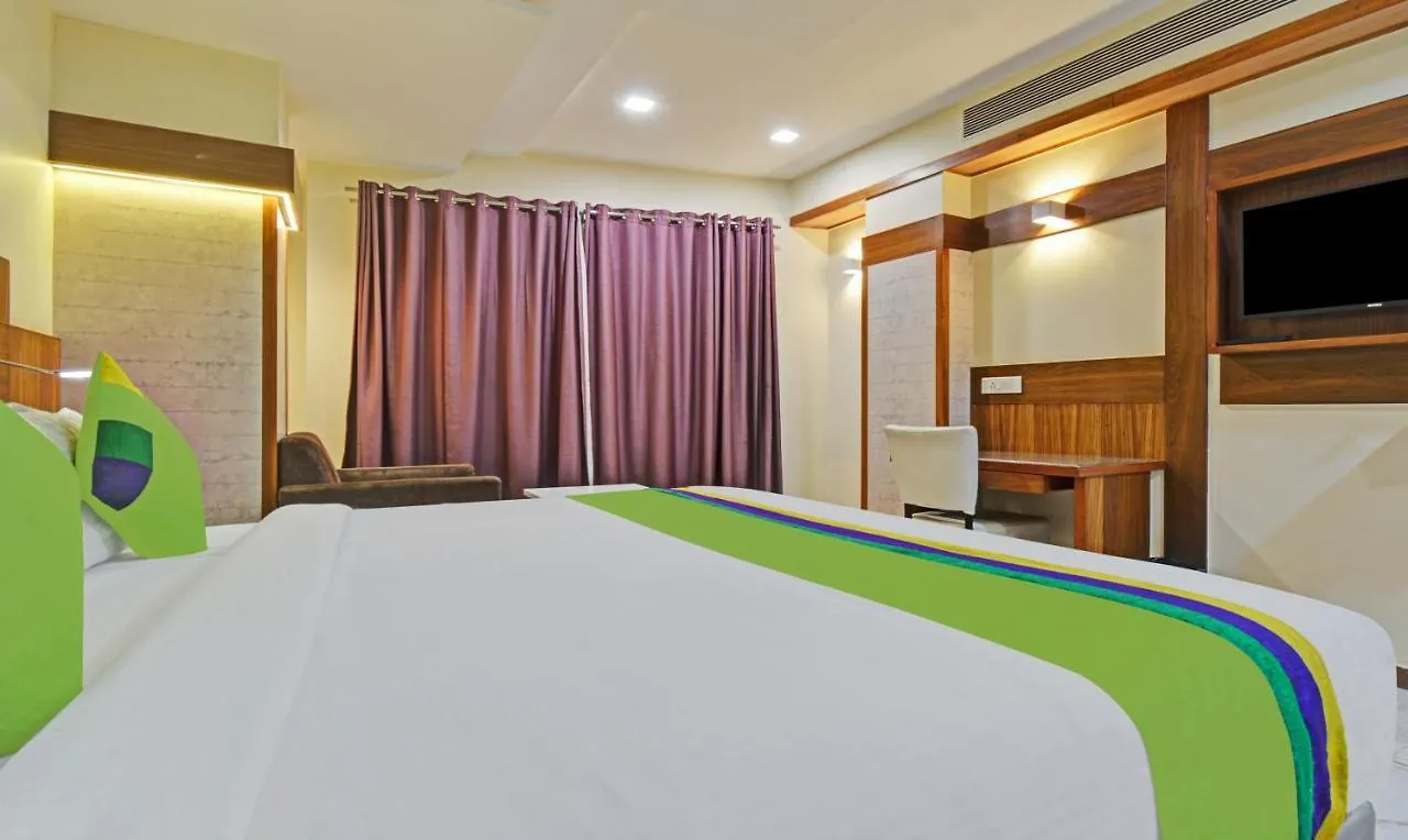 ***  Hotel Mandovin, Udaipur India